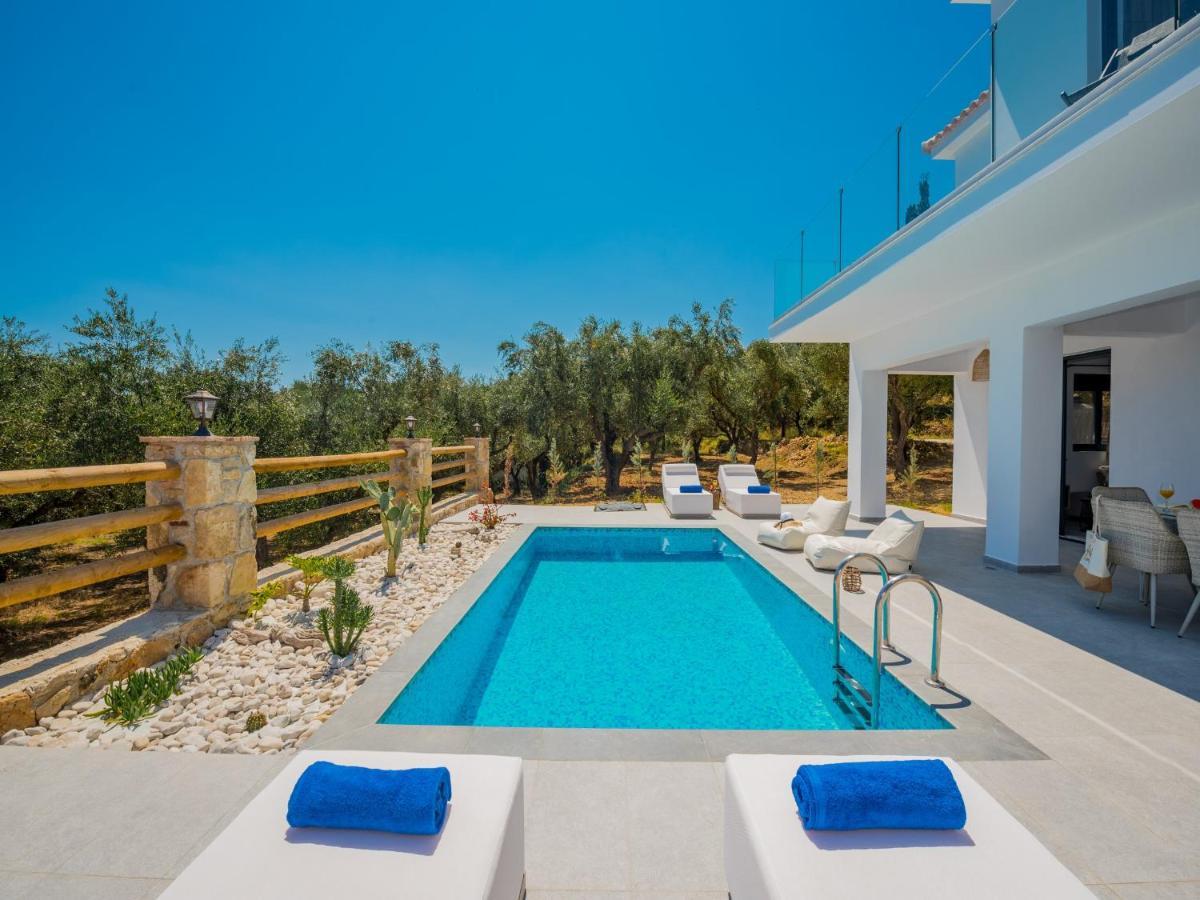 Queen Of Zakynthos Luxury Villa