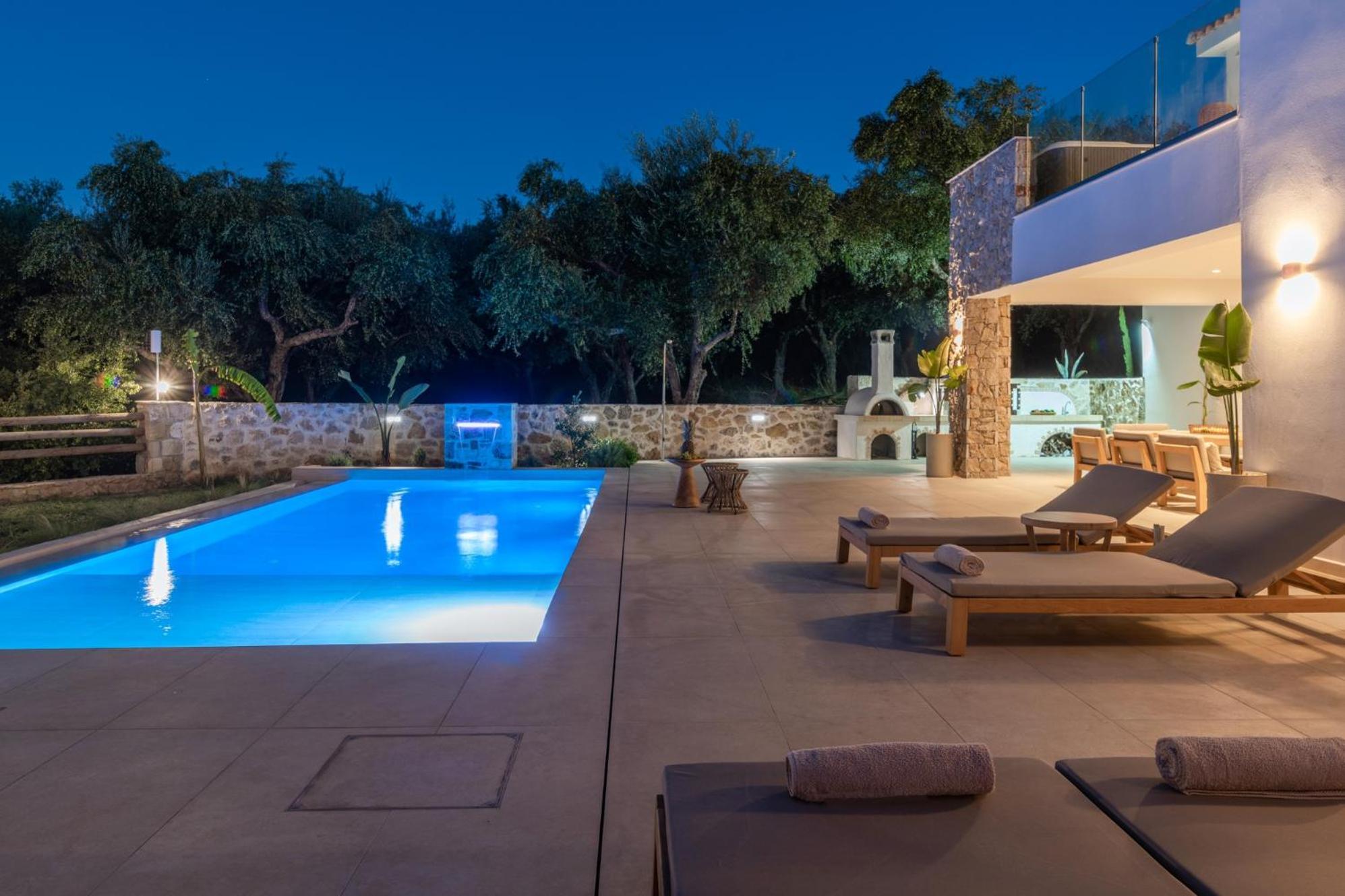 Queen Of Zakynthos Luxury * Amoudi